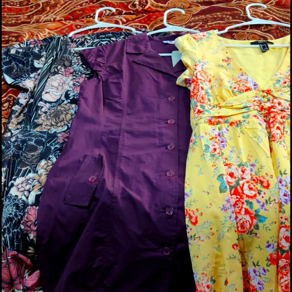 Dresses - closet clearance sale